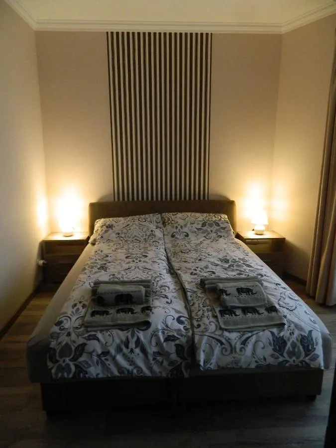 דירות Hajdúszoboszló Sezlon Apartman